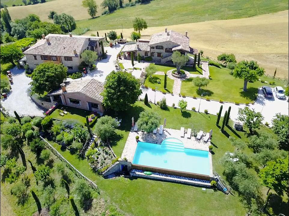 La Corte Del Gusto Luxuryapartments Arcevia
